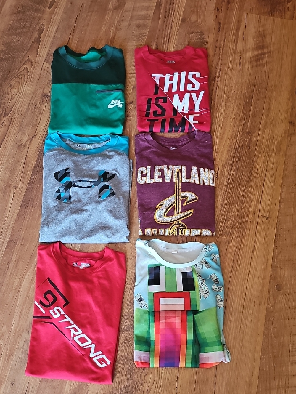 Nike, Under Armour, NBA, lot Of 6 Short Sleeve Tee Shirts.